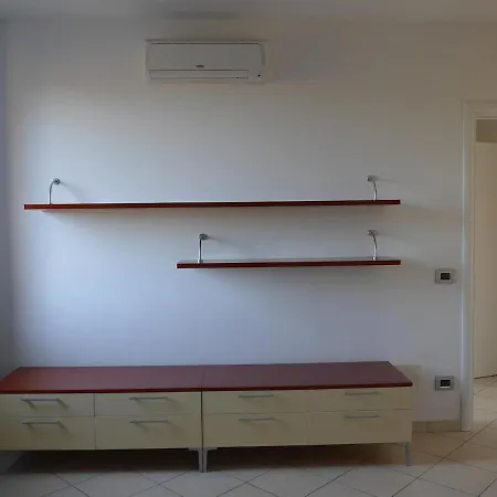 Marengo Hub Apartment